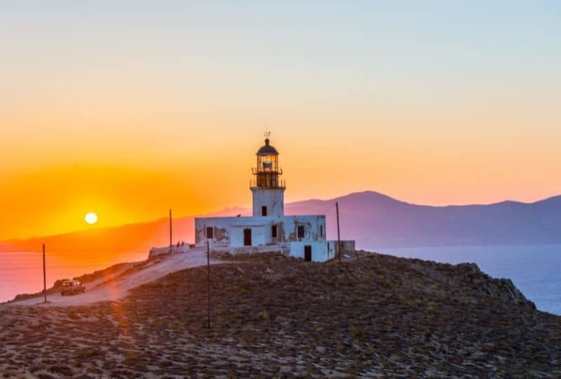 Platis Gialos - Be active - Armenistis Lighthouse