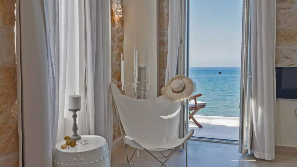 Romantic hotels in Greece